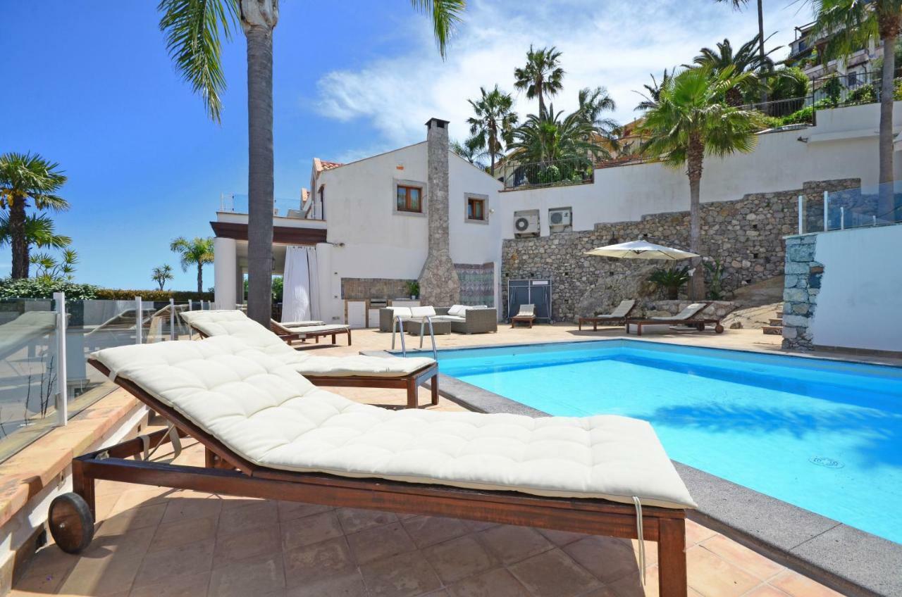 Luxury Taorum Villa With Spectacular Sea Views In Taormina Exterior foto